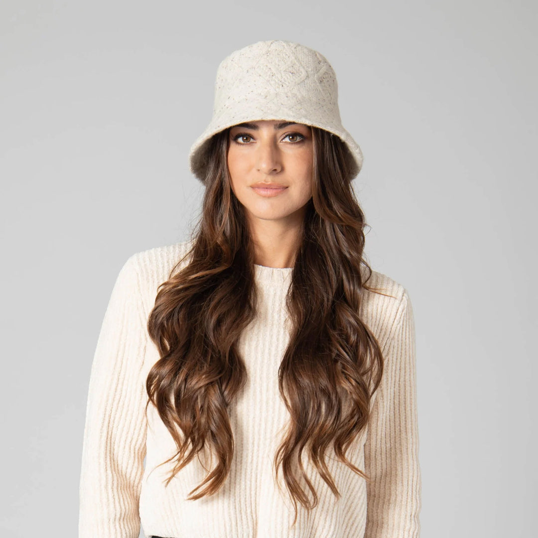 Wool Cable Knit Bucket Cream